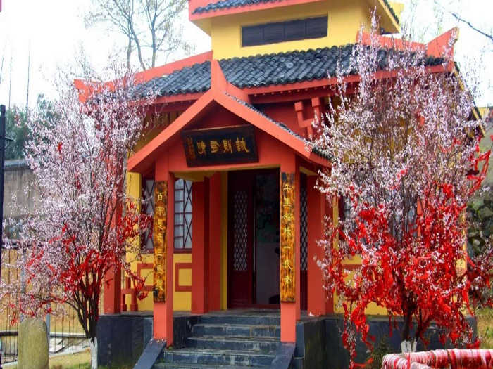 仅50元！即可购买最高价值120元孔雀东南飞景区国庆活动票；【安庆市】孔雀双飞地，爱情朝圣园—这里是修身养性、休闲度假、吟诗作赋、谈情说爱的乐园，也是古皖文化史、诗歌发展史、农耕文化史研究与探秘的宝库
