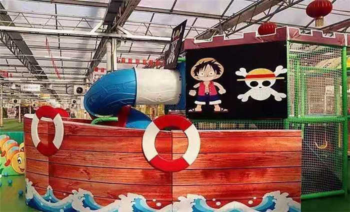 仅48元享原价88元【新乡市】四季亲子乐园活动票（陪同家长免费）一张。海洋球、滑滑梯、蹦床、海盗船...这里的每一个角落都是孩子们的乐园。孩子们尽情地在这里捉迷藏、嬉戏，给家长留足了空间去休息。