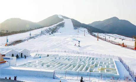 仅128元！享原价198元的【平谷区】渔阳国际滑雪场冰雪艺术小镇A套票，含A区冰雪迷宫冰雪展览等！