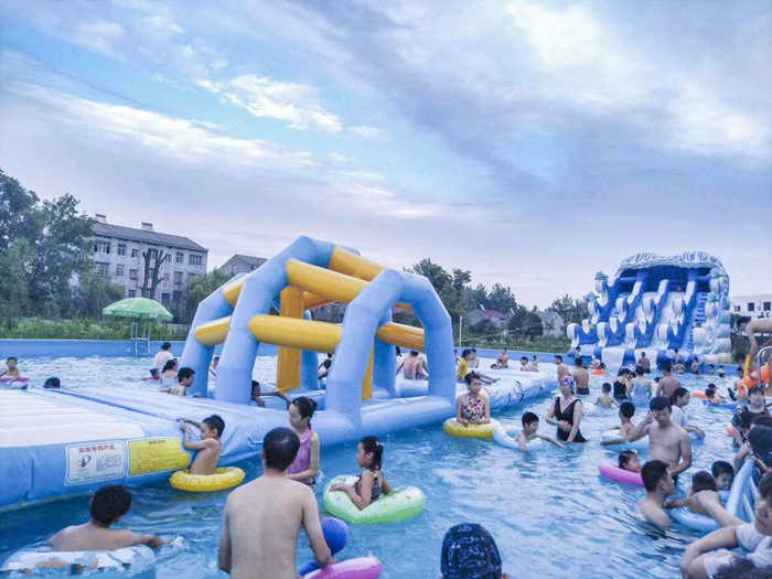 仅需18.8元，享原价20元的【登封市】金水坊水上乐园成人门票一张；含：泳池25*30，儿童戏水池、大型龙头滑梯等；